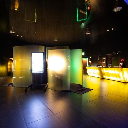 Blue Hotel Octa (Adults Only) Sapporo Exteriör bild