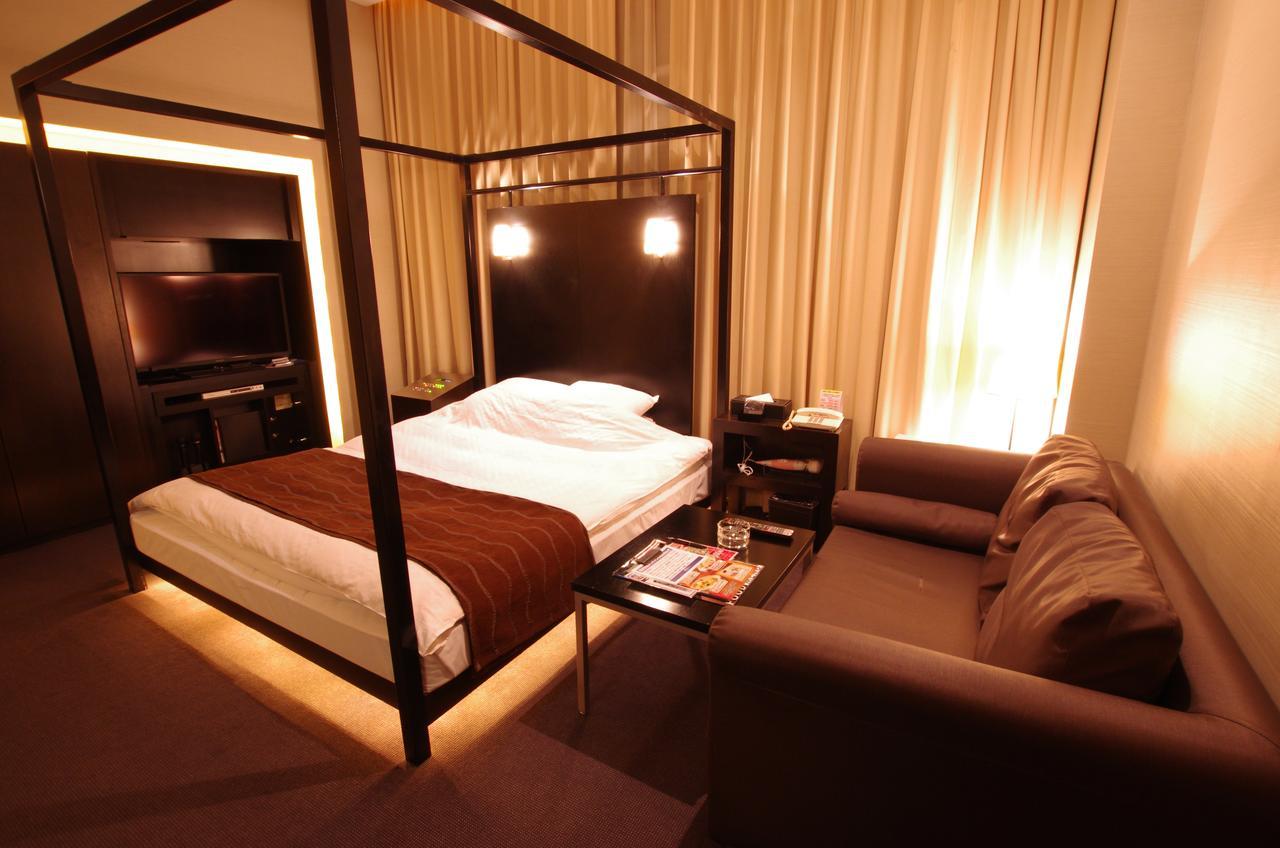 Blue Hotel Octa (Adults Only) Sapporo Exteriör bild
