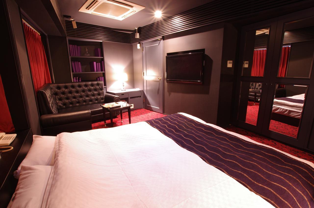 Blue Hotel Octa (Adults Only) Sapporo Exteriör bild