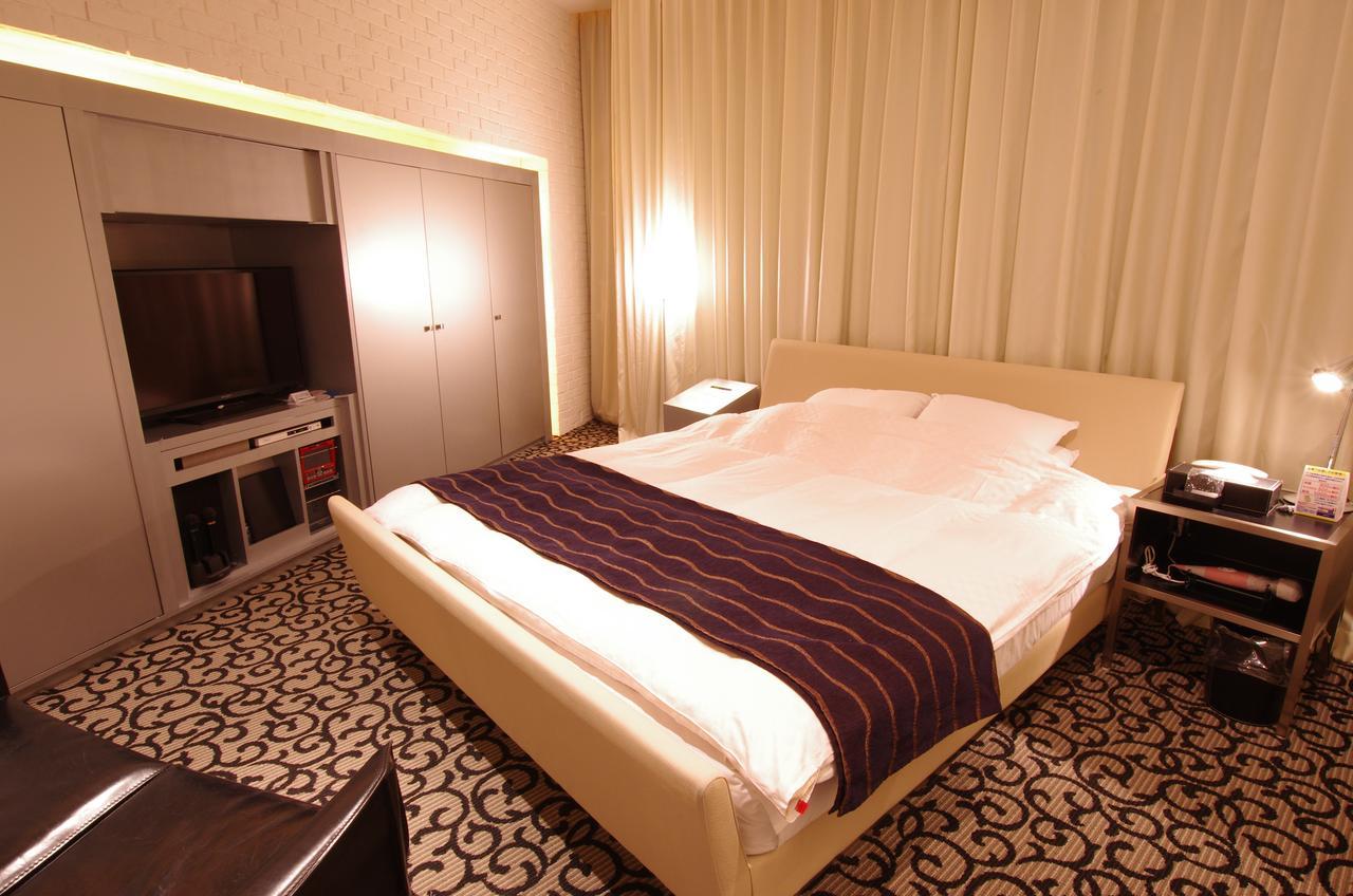 Blue Hotel Octa (Adults Only) Sapporo Exteriör bild
