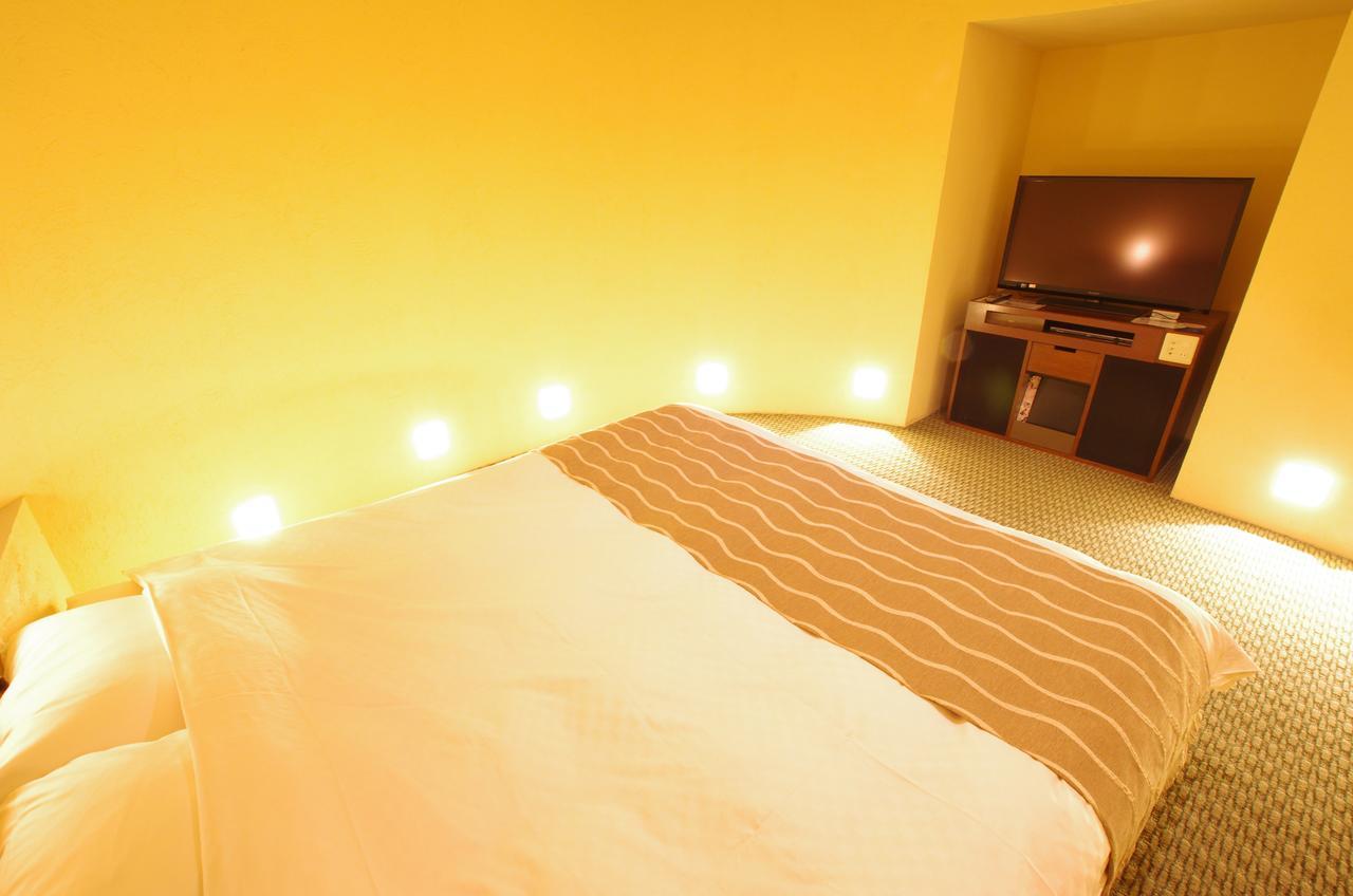 Blue Hotel Octa (Adults Only) Sapporo Exteriör bild