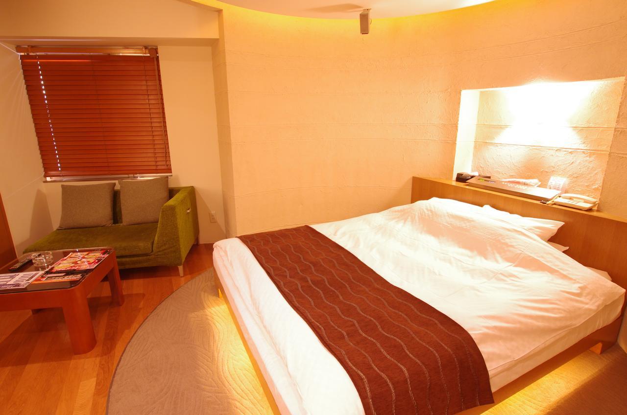 Blue Hotel Octa (Adults Only) Sapporo Exteriör bild