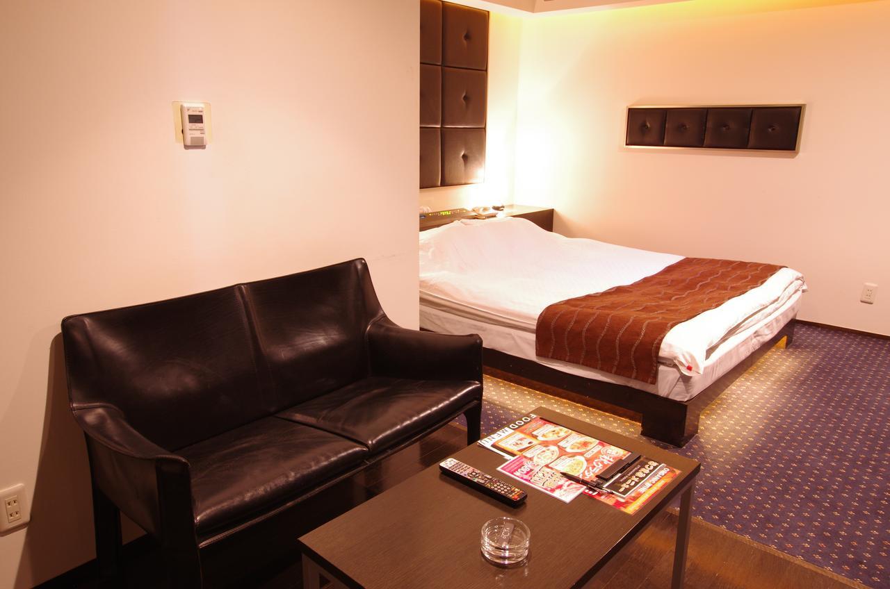 Blue Hotel Octa (Adults Only) Sapporo Exteriör bild