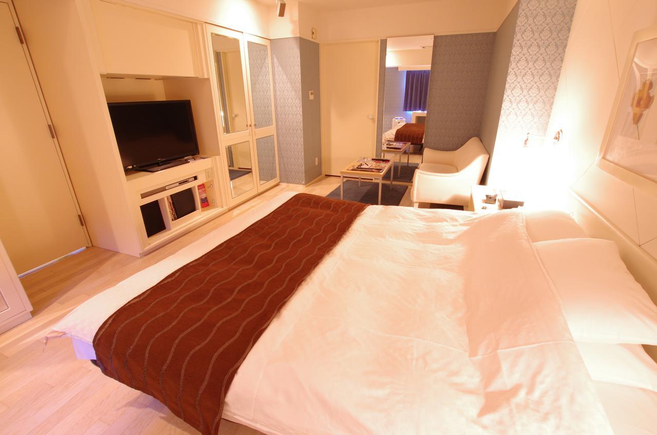 Blue Hotel Octa (Adults Only) Sapporo Exteriör bild